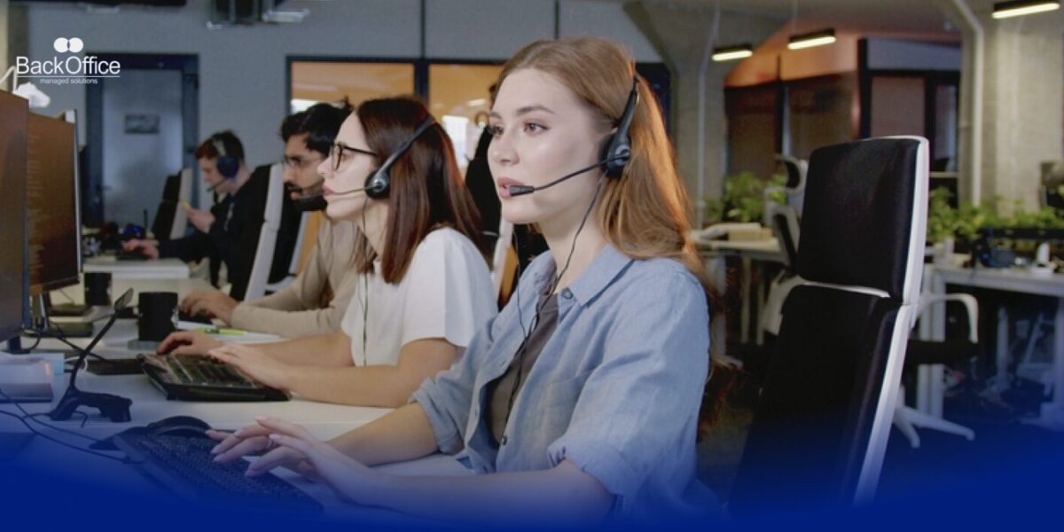 5 Reasons Your Competitors Are Using an Answering Service for Roofers